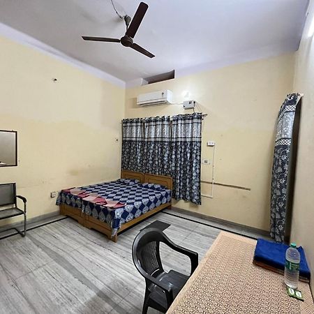 Vishwa Deva Homestay 瓦拉纳西 外观 照片