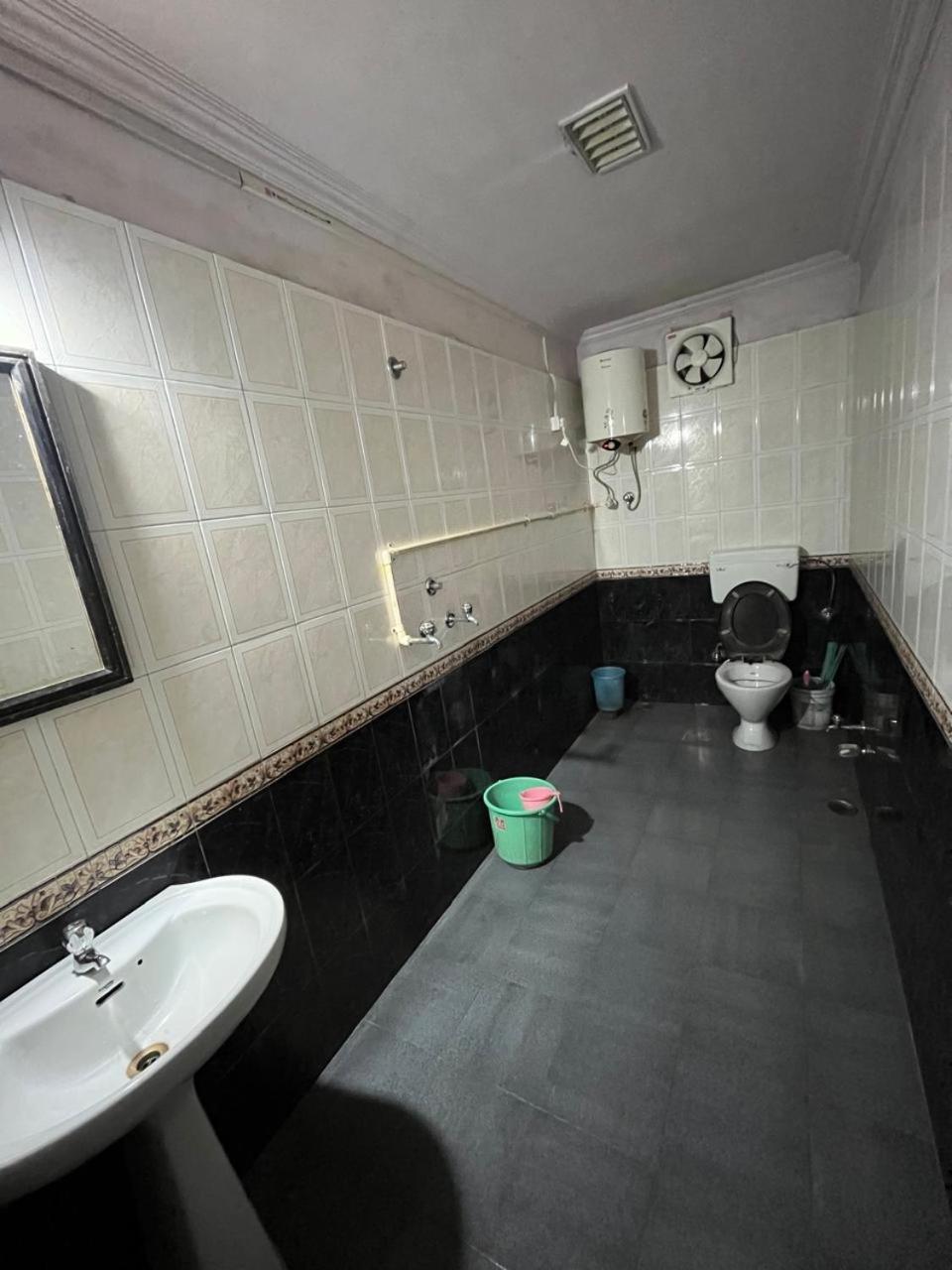 Vishwa Deva Homestay 瓦拉纳西 外观 照片