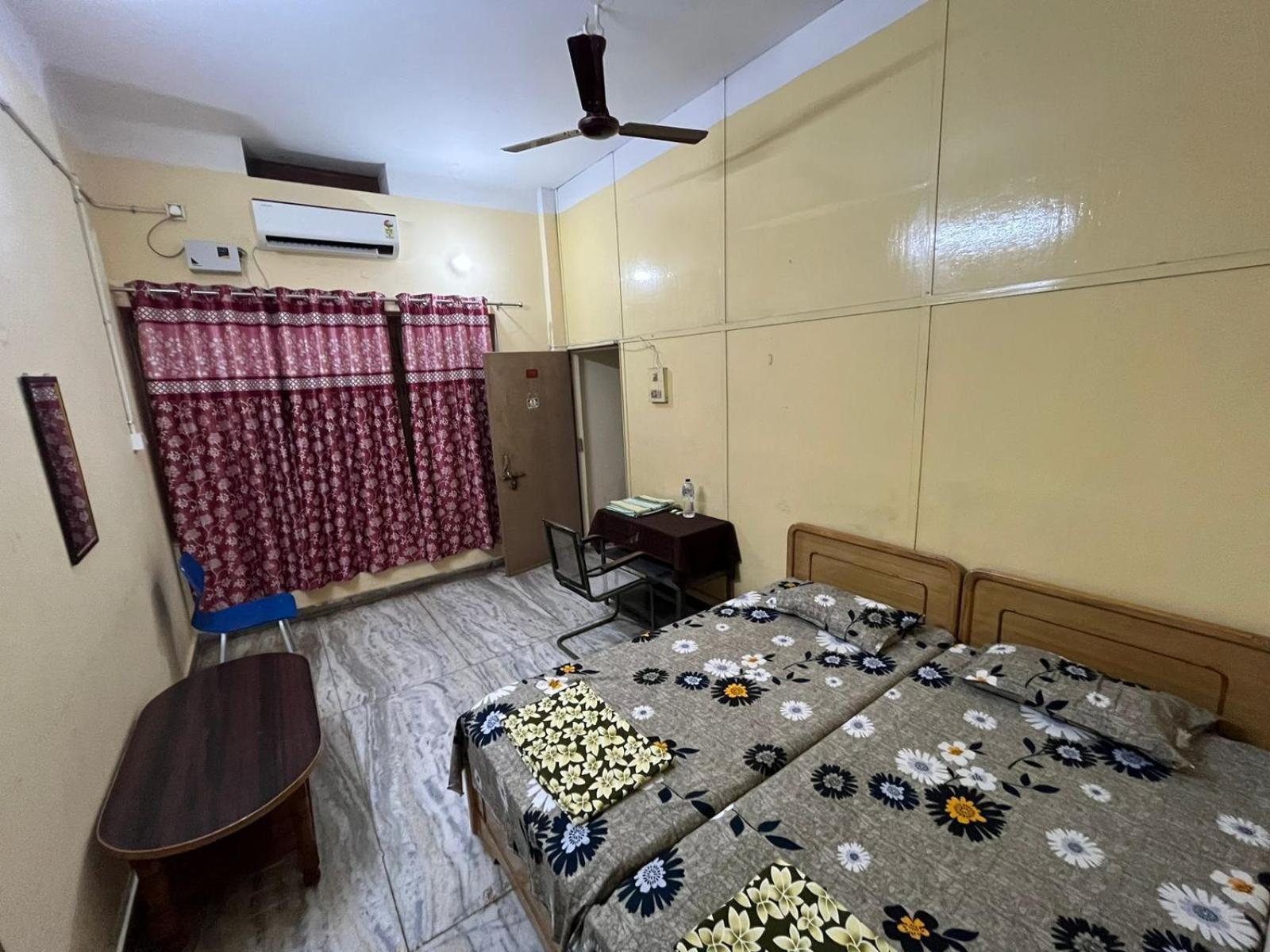 Vishwa Deva Homestay 瓦拉纳西 外观 照片